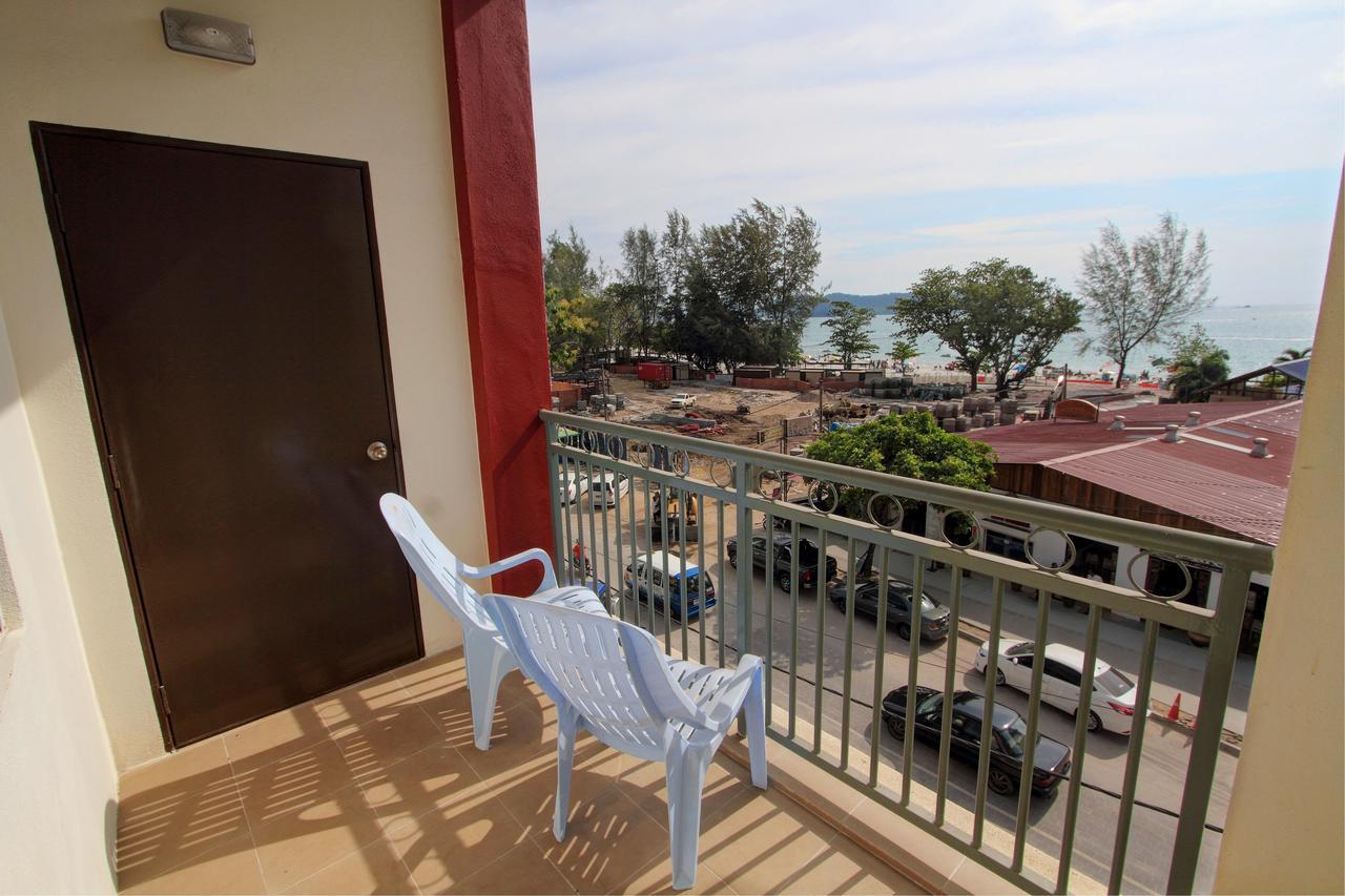 Paretto Seaview Hotel Пантай Ченанг Екстериор снимка