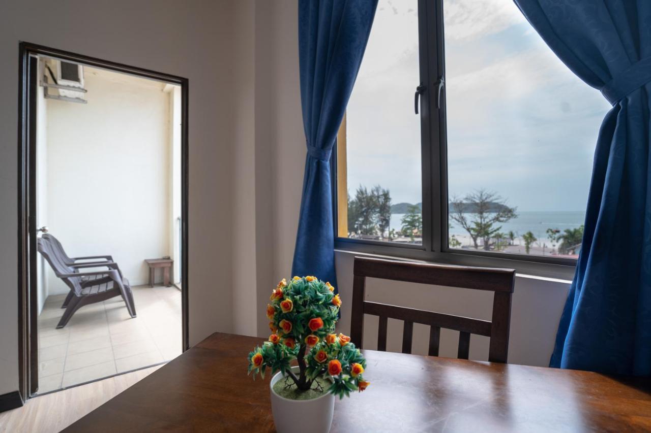 Paretto Seaview Hotel Пантай Ченанг Екстериор снимка