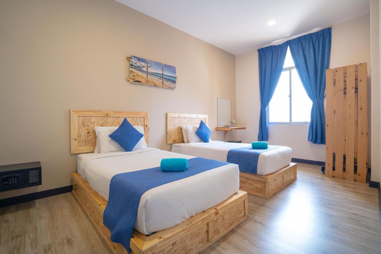Paretto Seaview Hotel Пантай Ченанг Екстериор снимка