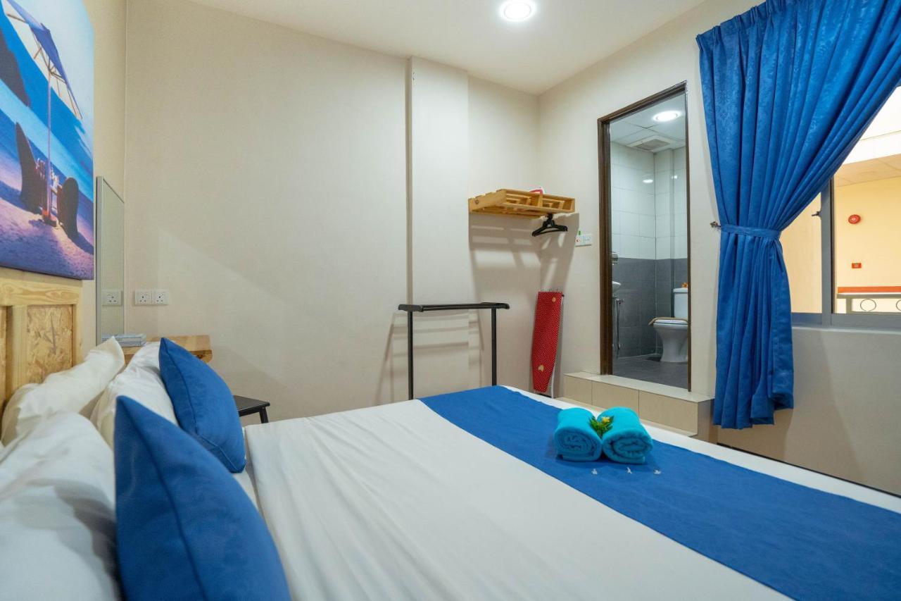 Paretto Seaview Hotel Пантай Ченанг Екстериор снимка